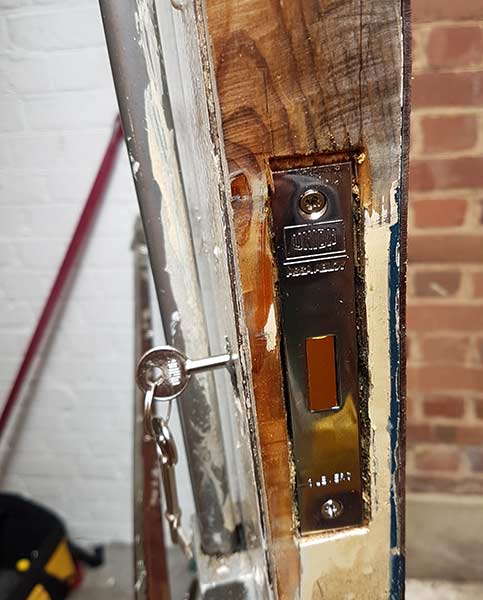 New door lock